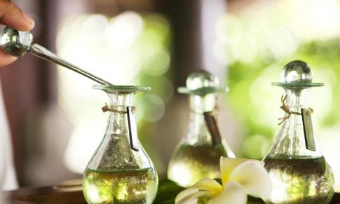 Aromaterapia: Administración por Vía Interna de los Aceites Esenciales