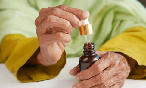 La Aromaterapia al Servicio del Bienestar de las Personas Ancianas